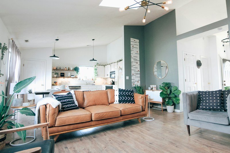 Renter-friendly home security devices
